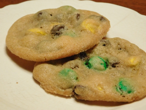 M&amp;M Party Cookies on plate